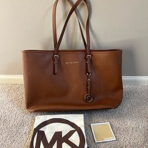 Michael Kors Jet Set Leather Laptop Tote Bag